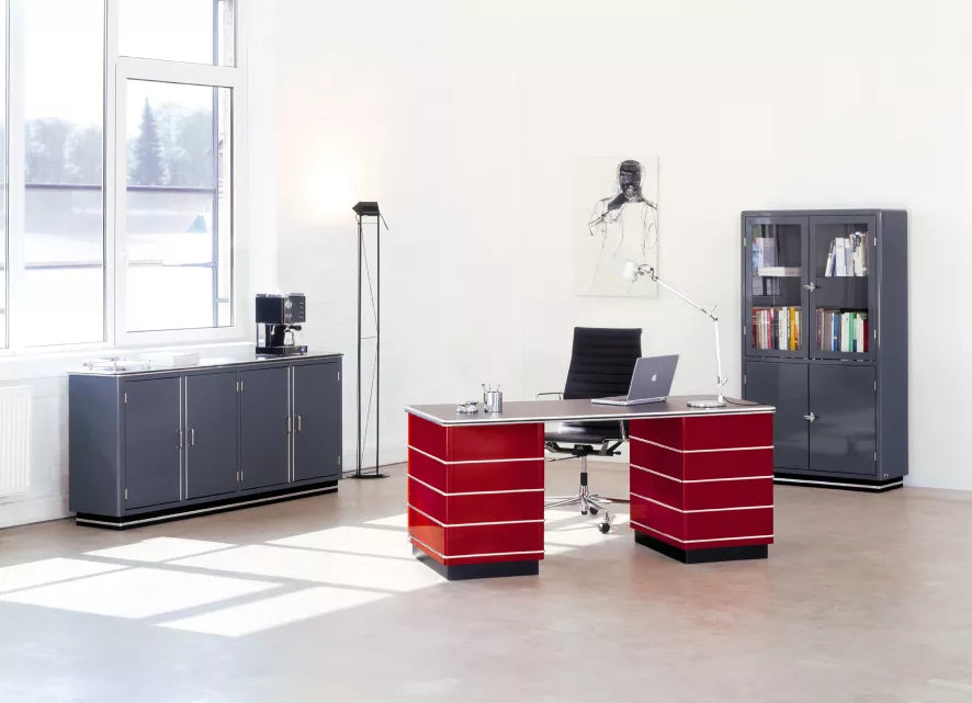Vitra EA 119 bureaustoel Hopsak zwart, onderstel gepolijst