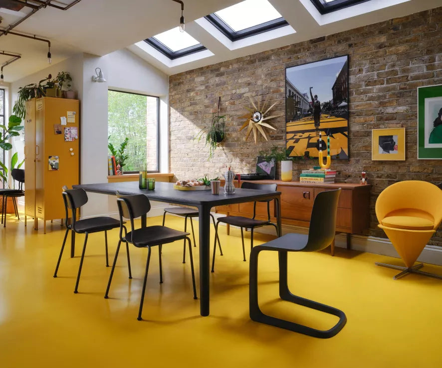Vitra Moca chair black powder coated base