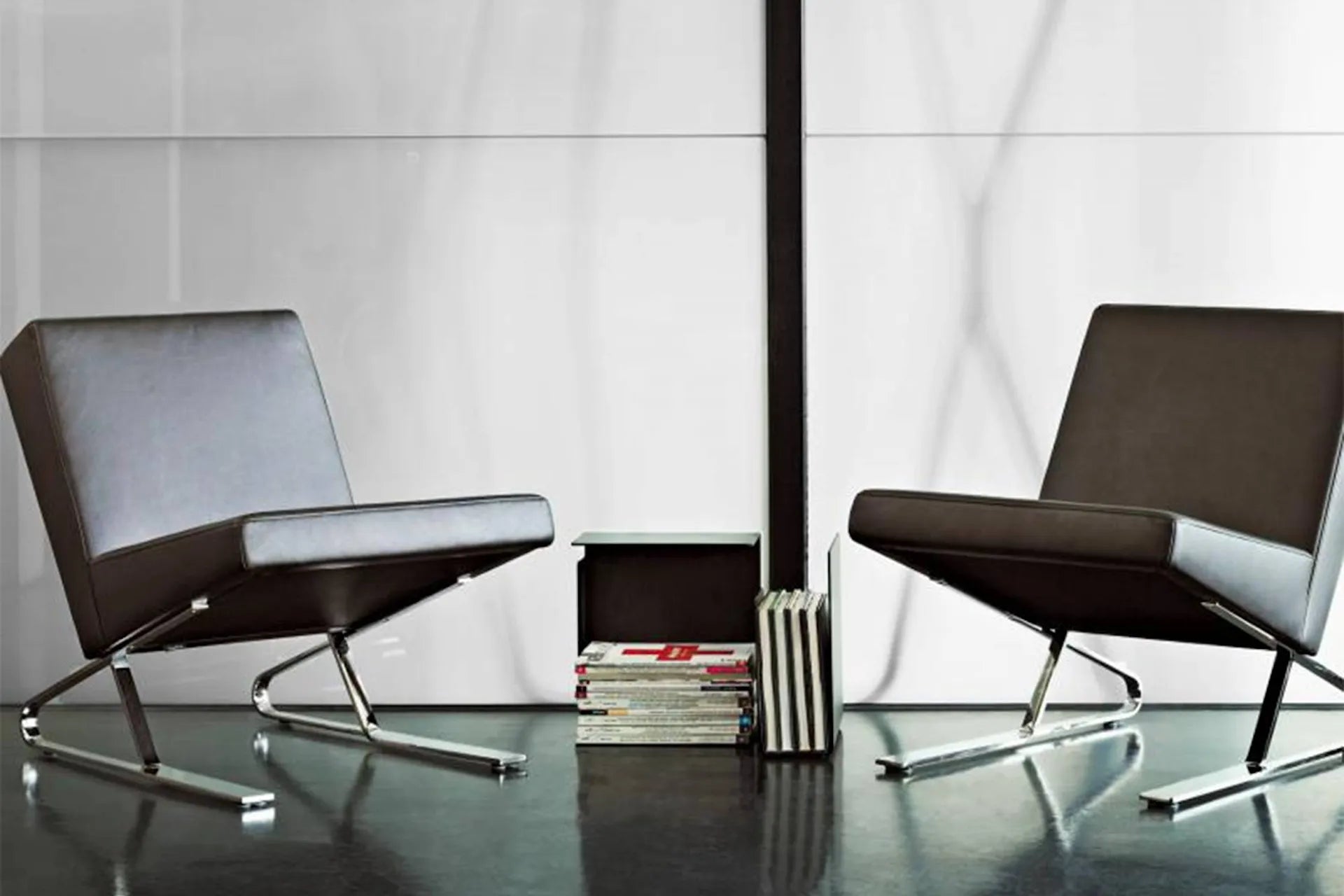 ClassiCon, Diana C Side table