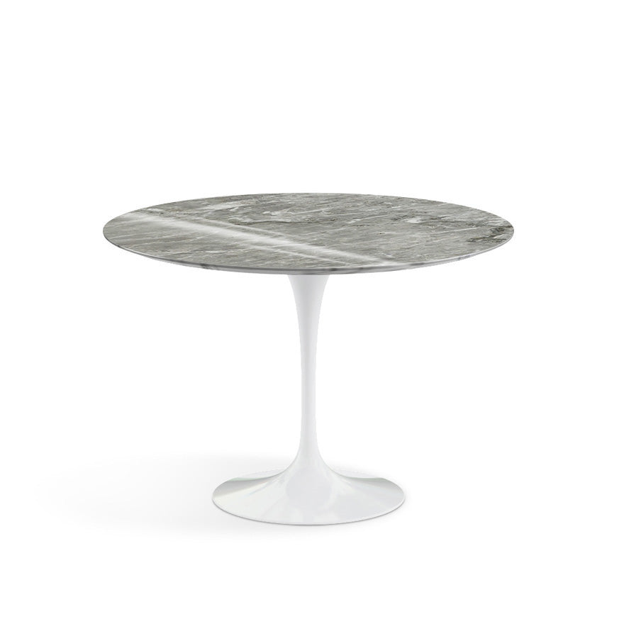Knoll Saarinen Table Round