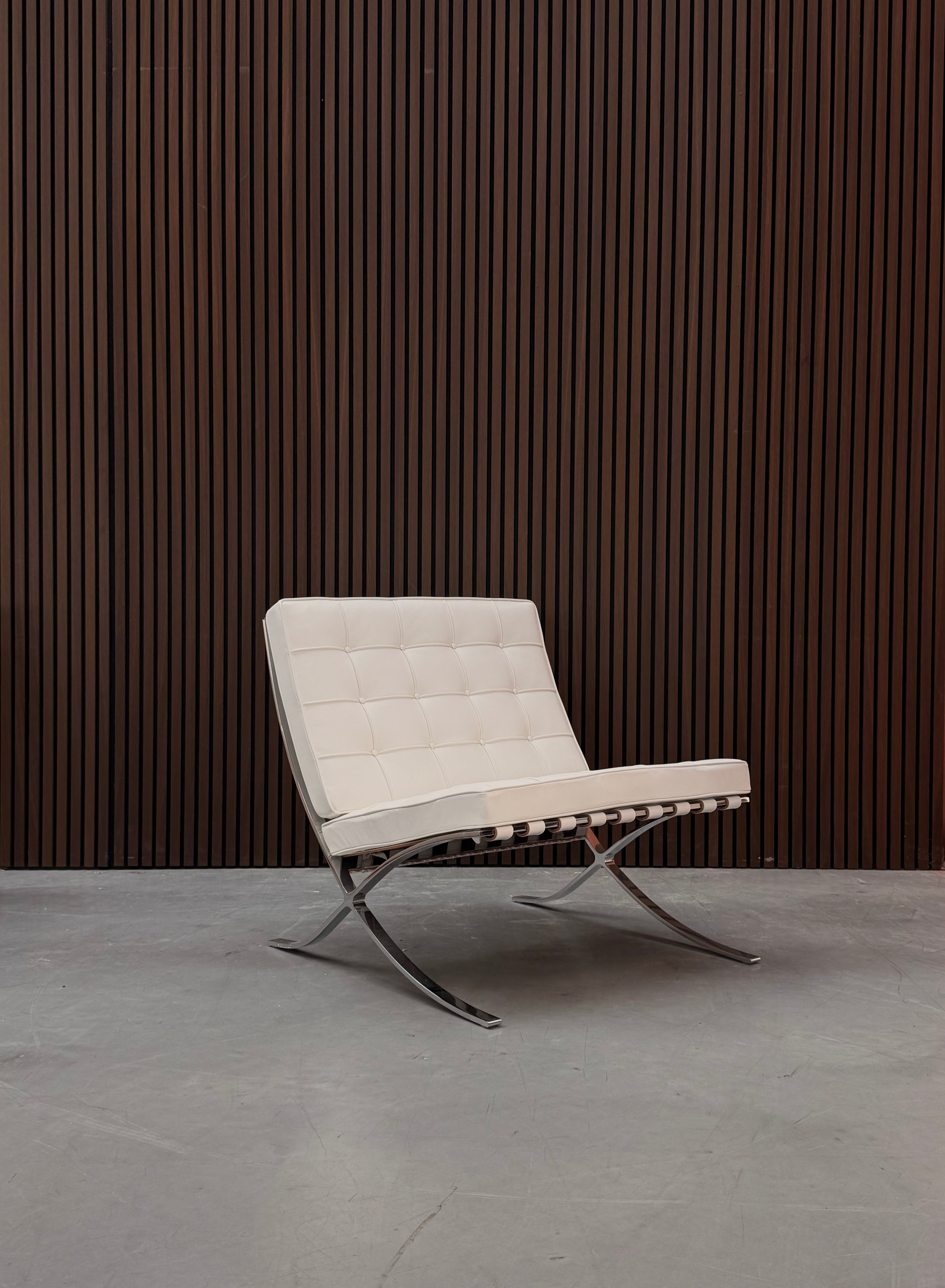 Knoll Barcelona Chair - Volo Leather White