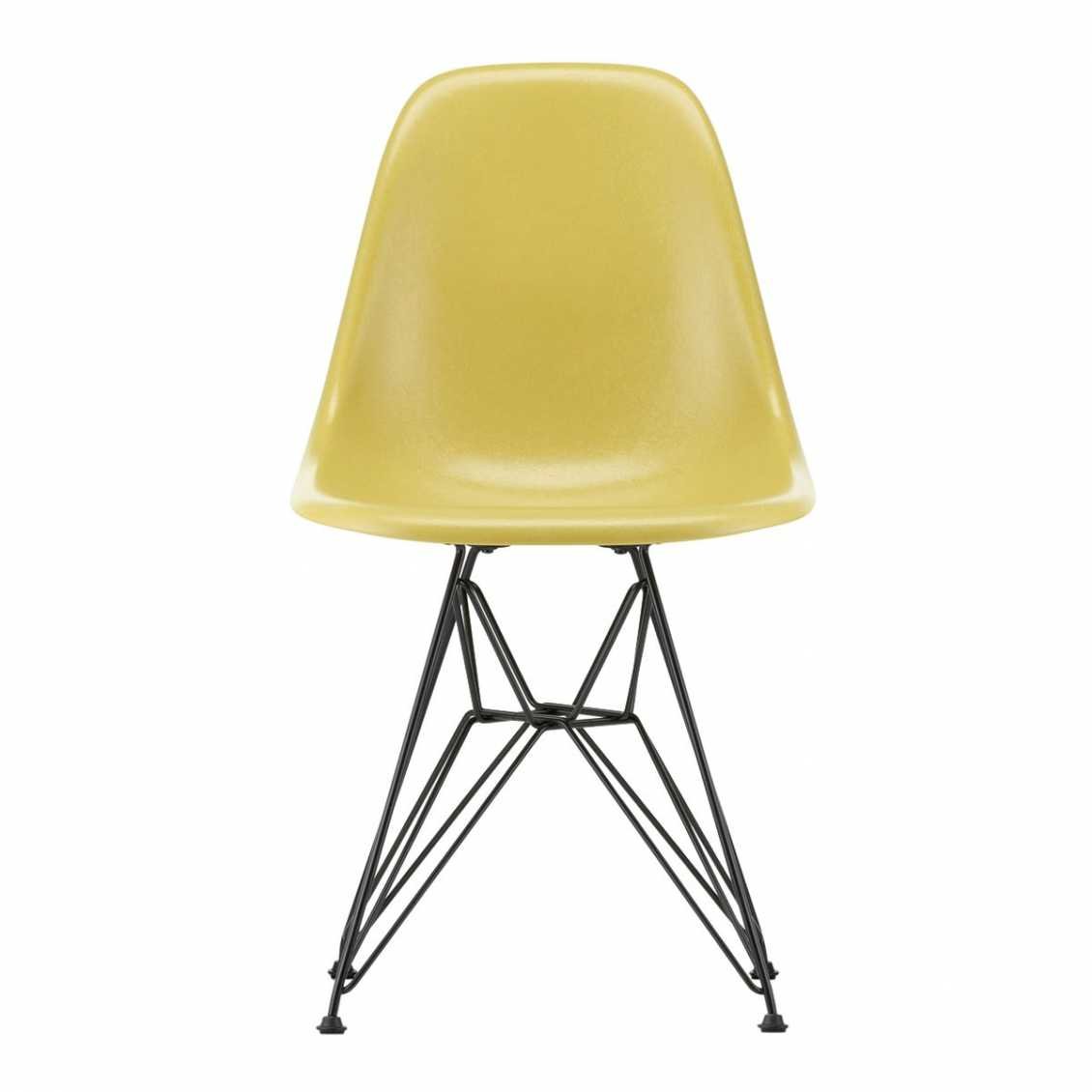 VITRA Eames Fiberglass Chair DSR