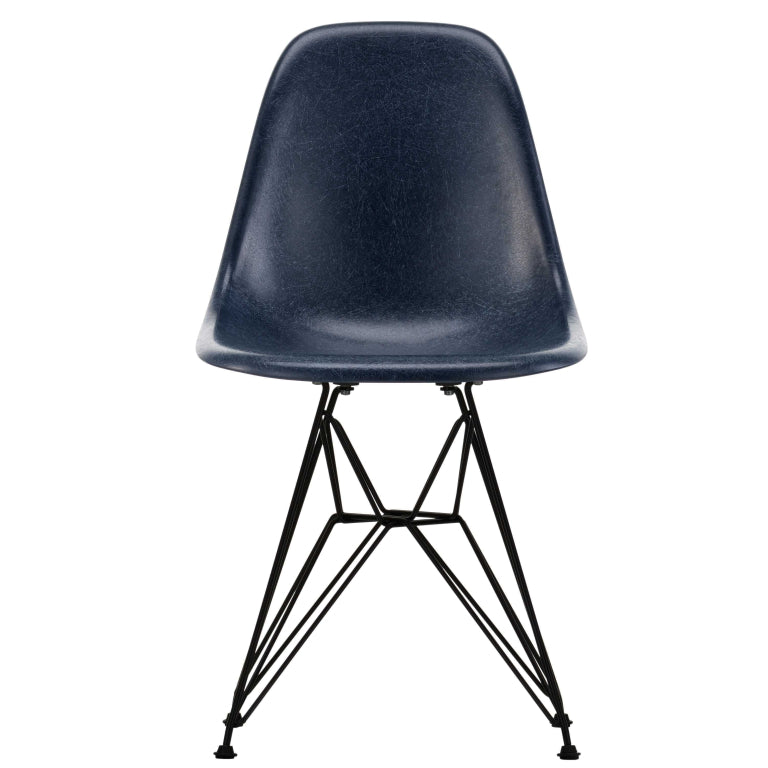 Vitra Eames DSR Fiberglass stoel zwart onderstel