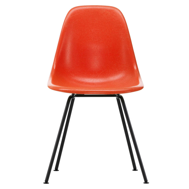 Vitra Eames DSX Fiberglass stoel zwart onderstel