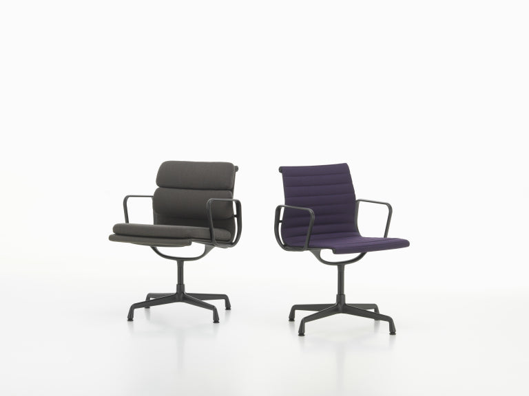 Vitra Aluminium Chair EA 208 fauteuil zwart