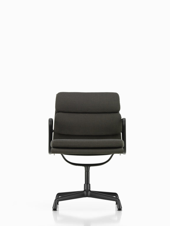 Vitra Aluminium Chair EA 208 fauteuil zwart