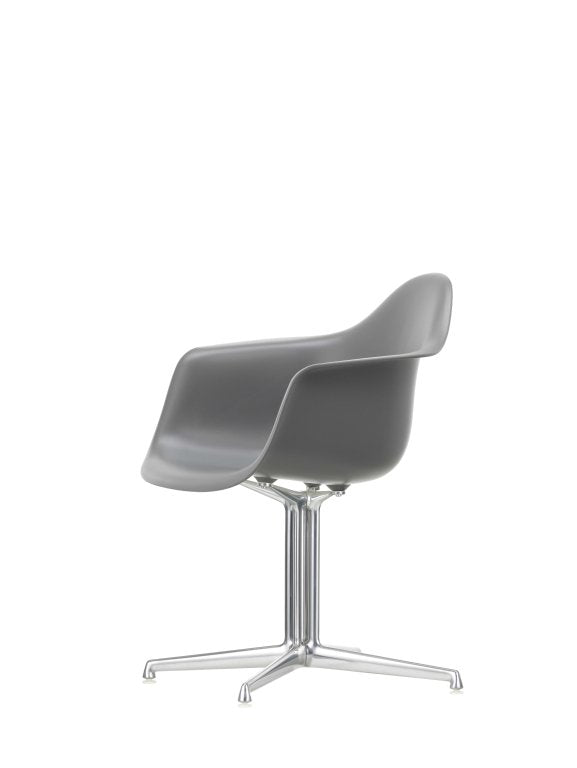 Vitra Eames DAL stoel gepolijst aluminium onderstel