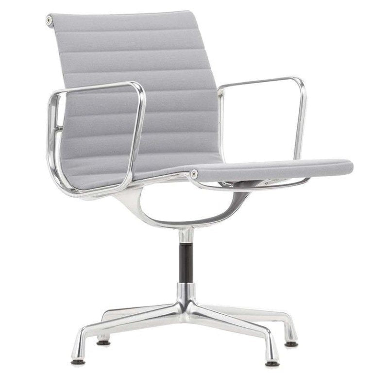 Vitra EA 104 chair