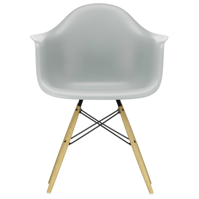 Vitra Eames DAW chair ash base