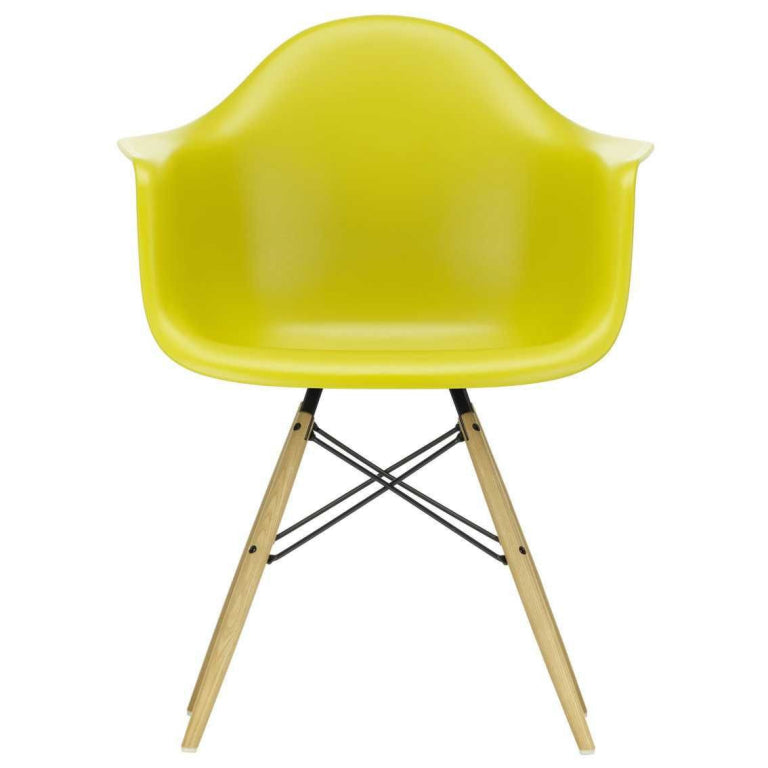 Vitra Eames DAW chair yellowish maple base