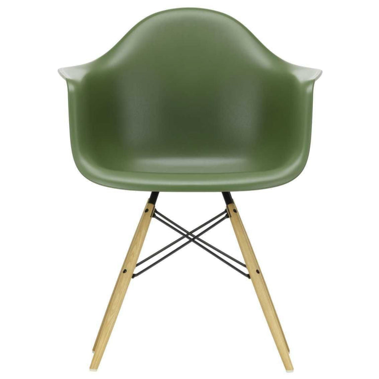 Vitra Eames DAW chair yellowish maple base