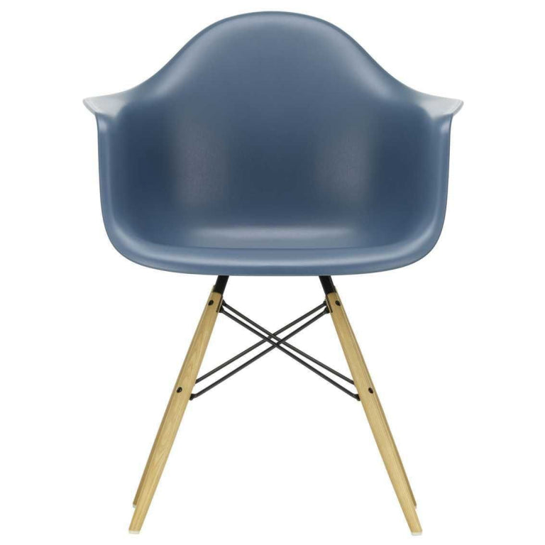 Vitra Eames DAW chair yellowish maple base