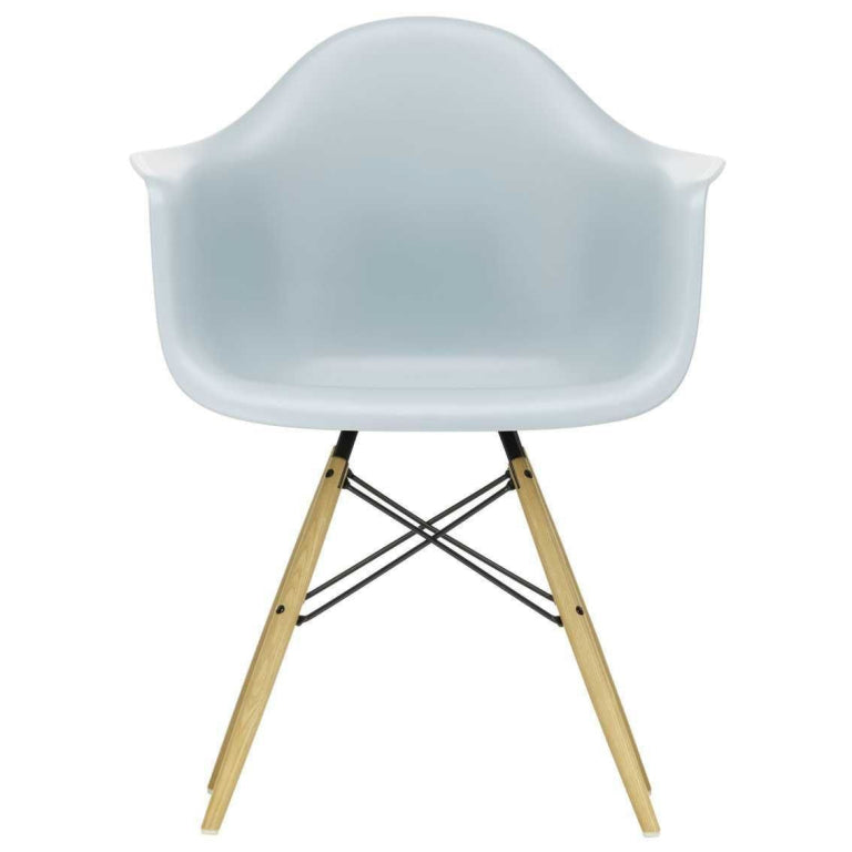 Vitra Eames DAW chair yellowish maple base