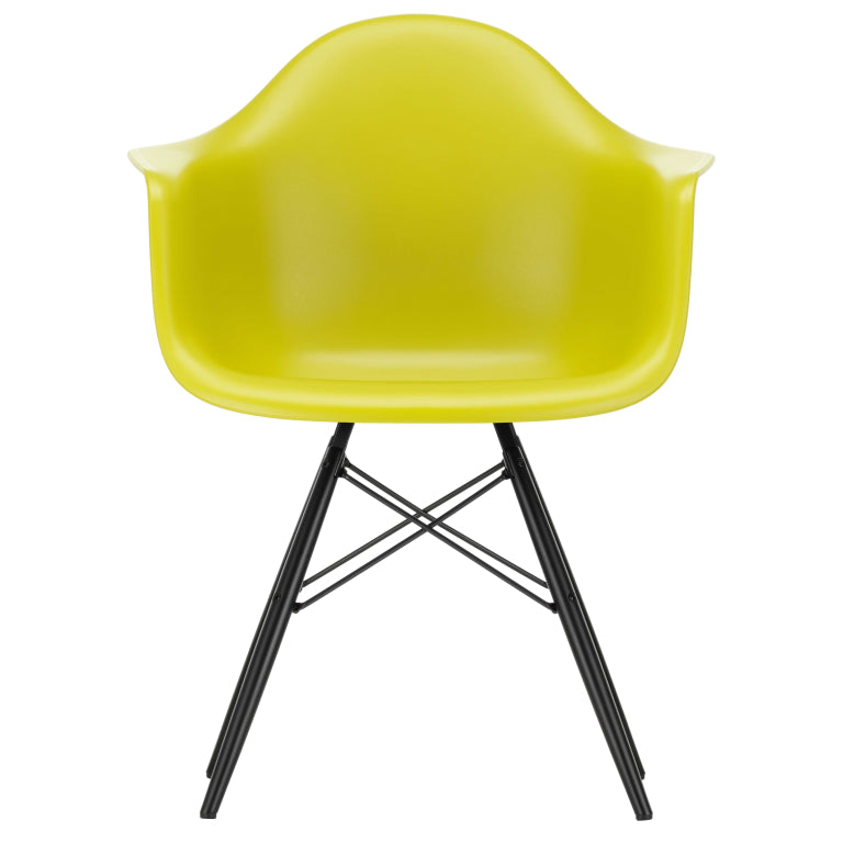 Vitra Eames DAW chair black maple base