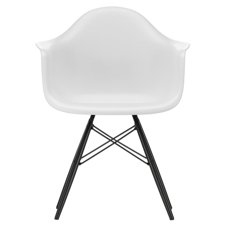 Vitra Eames DAW chair black maple base