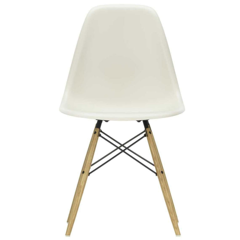 Vitra Eames DSW stoel geelachtig esdoorn onderstel