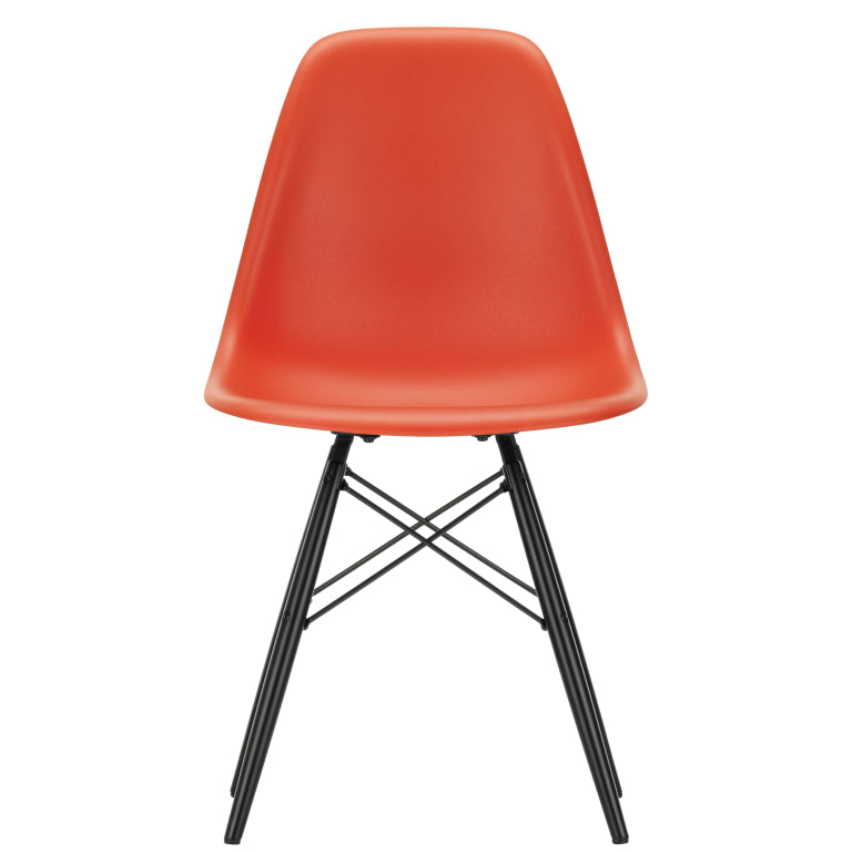 Vitra Eames DSW stoel zwart esdoorn onderstel