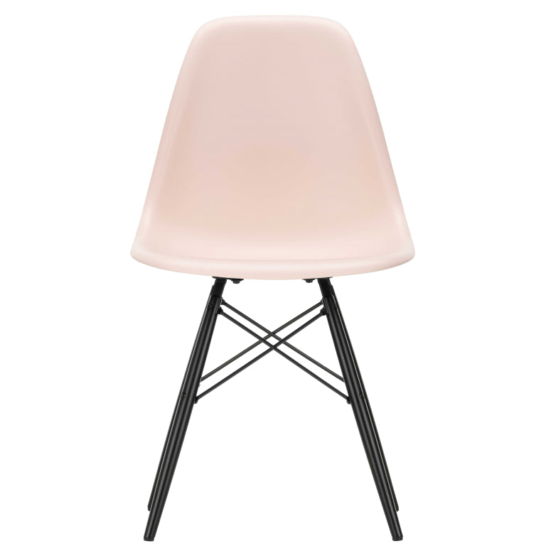 Vitra Eames DSW stoel zwart esdoorn onderstel