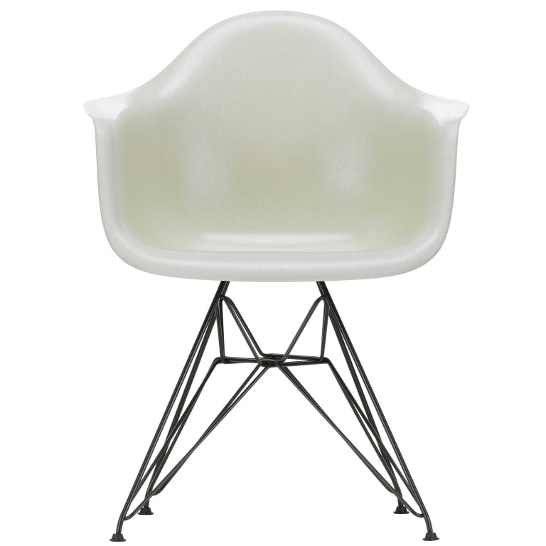 VitraEames DAR Fiberglass chair black