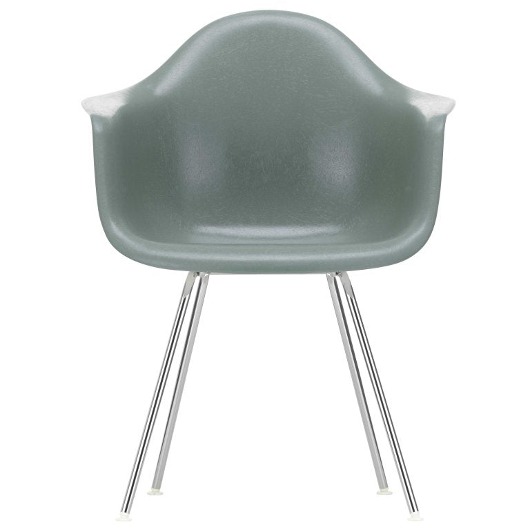 Vitra Eames DAX Fiberglass stoel chroom