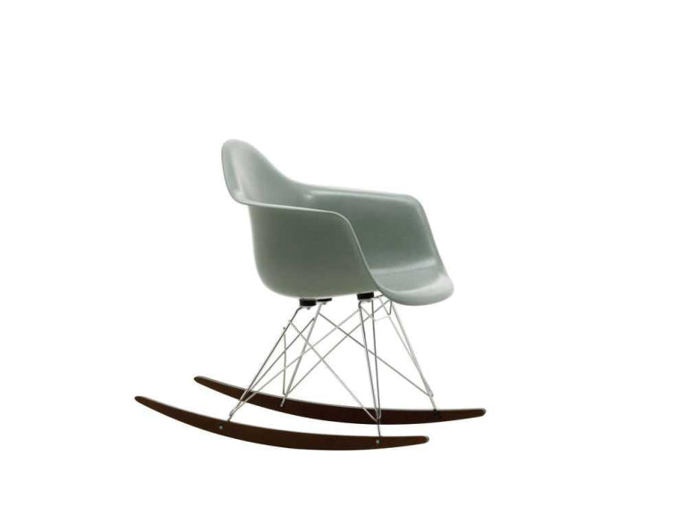 Vitra Eames RAR Fiberglass schommelstoel esdoorn donker