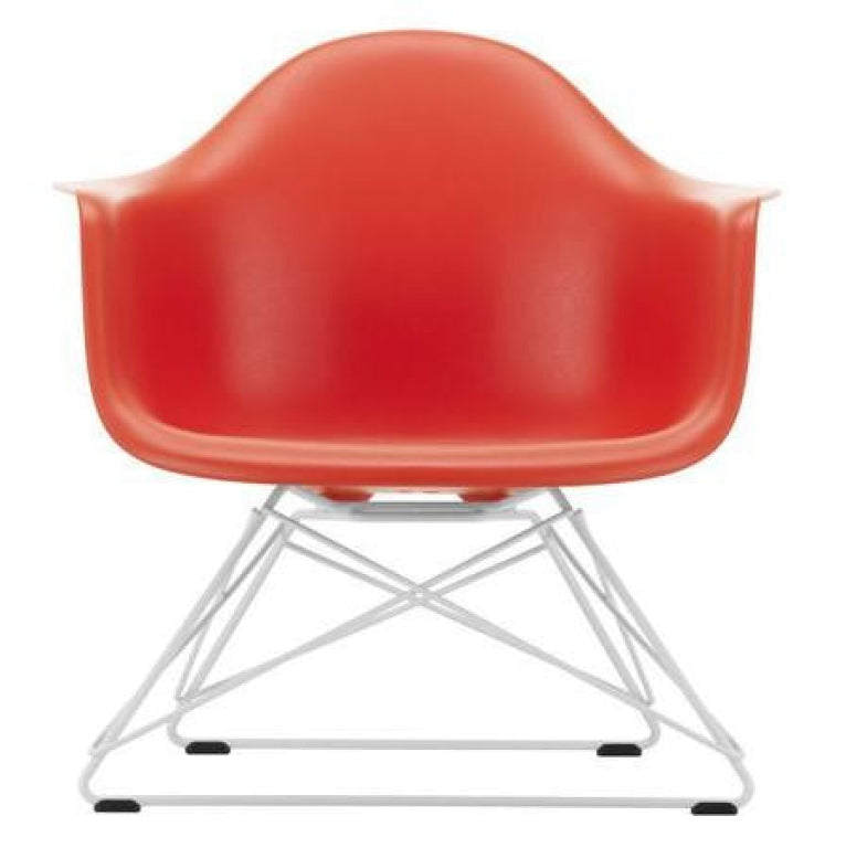 Vitra Eames LAR loungestoel wit onderstel