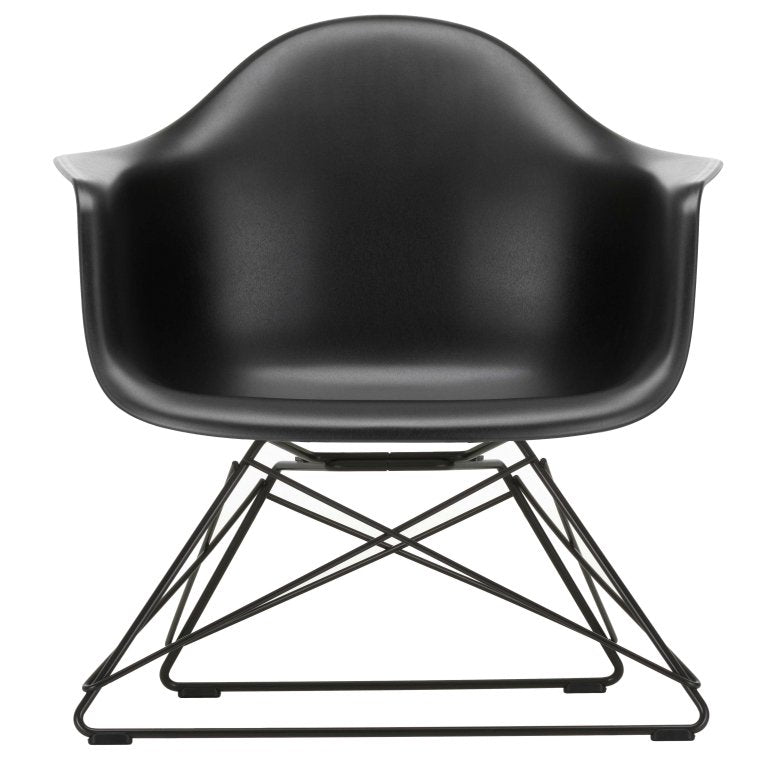 Vitra Eames LAR lounge chair black base