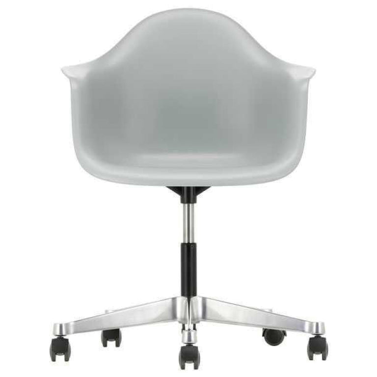 Vitra Eames PACC stoel, draaibaar met wielen