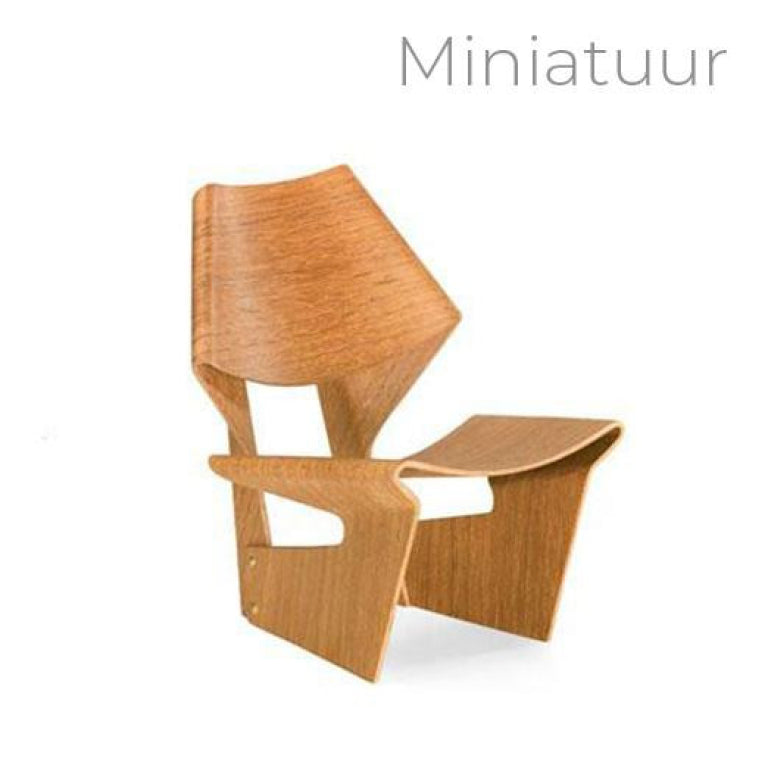 Vitra Laminated Chair miniatuur