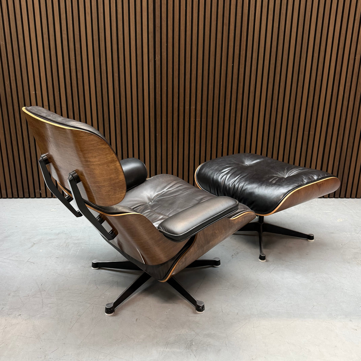 Vitra Eames Lounge Chair – Rosewood Palissander