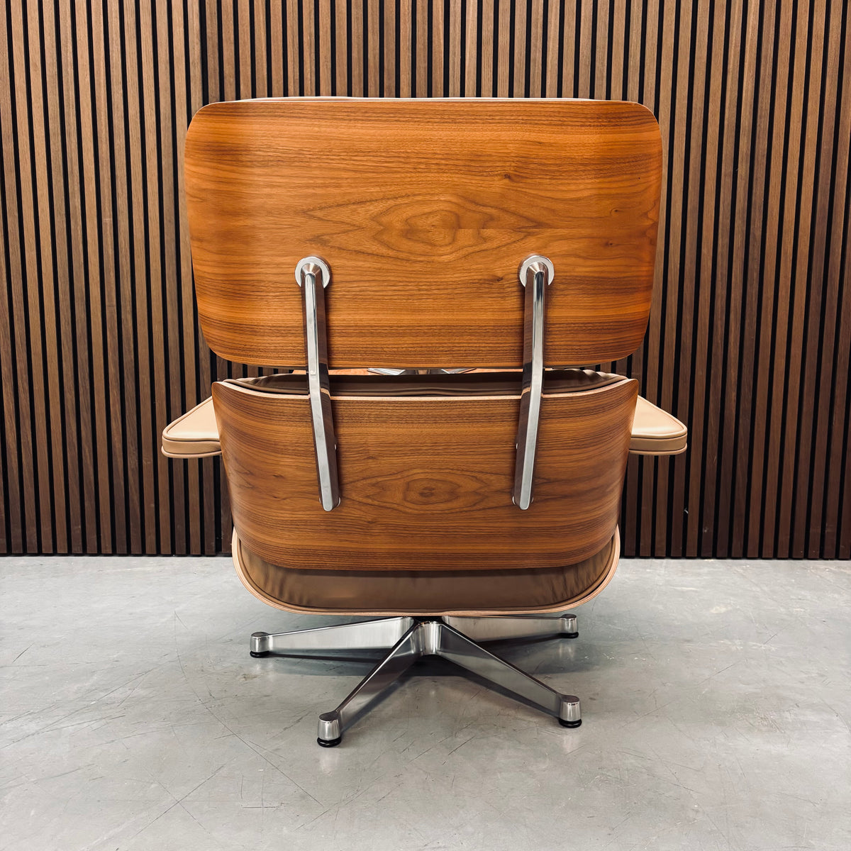 Eames Lounge Chair | Walnut Shell & Ocher Leather