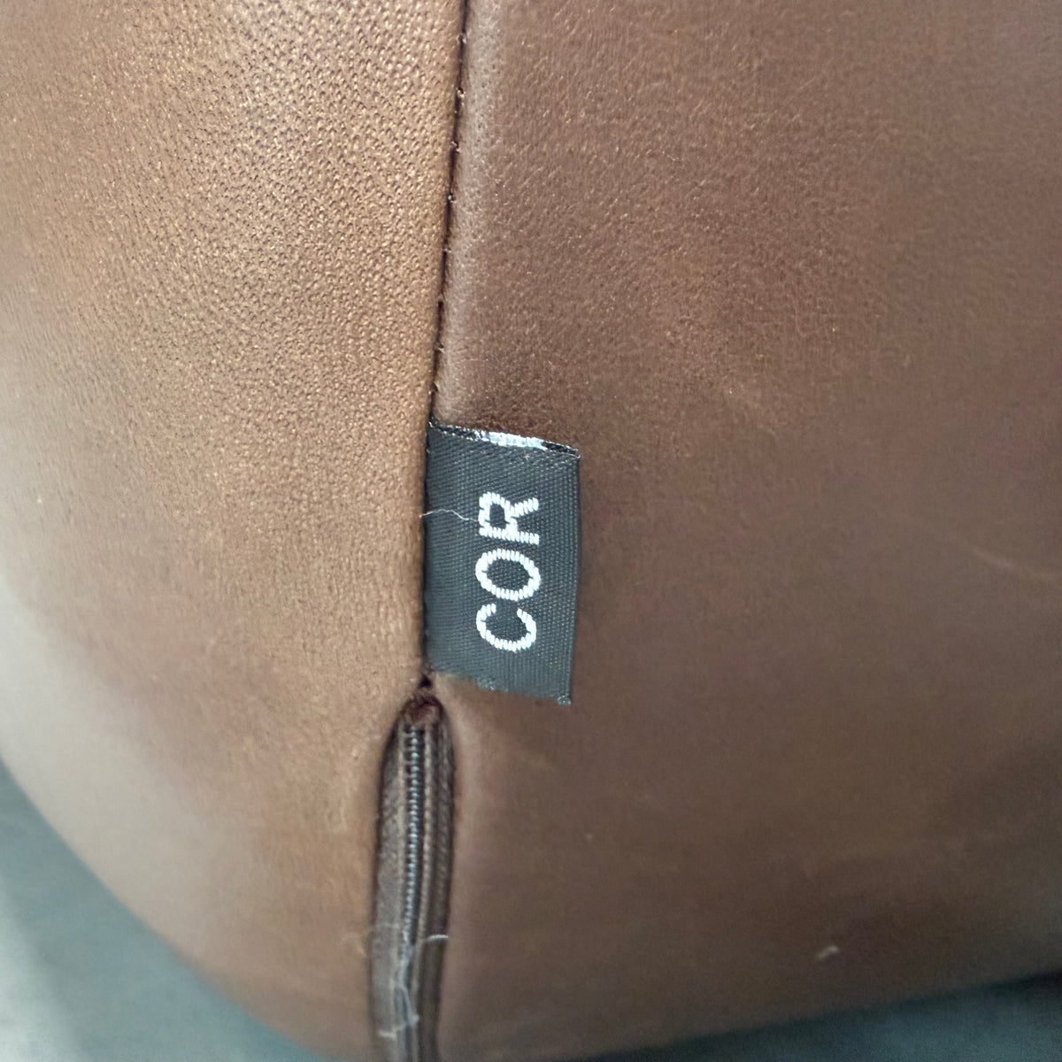 COR Jalis Sofa with Pouf – Brown Leather