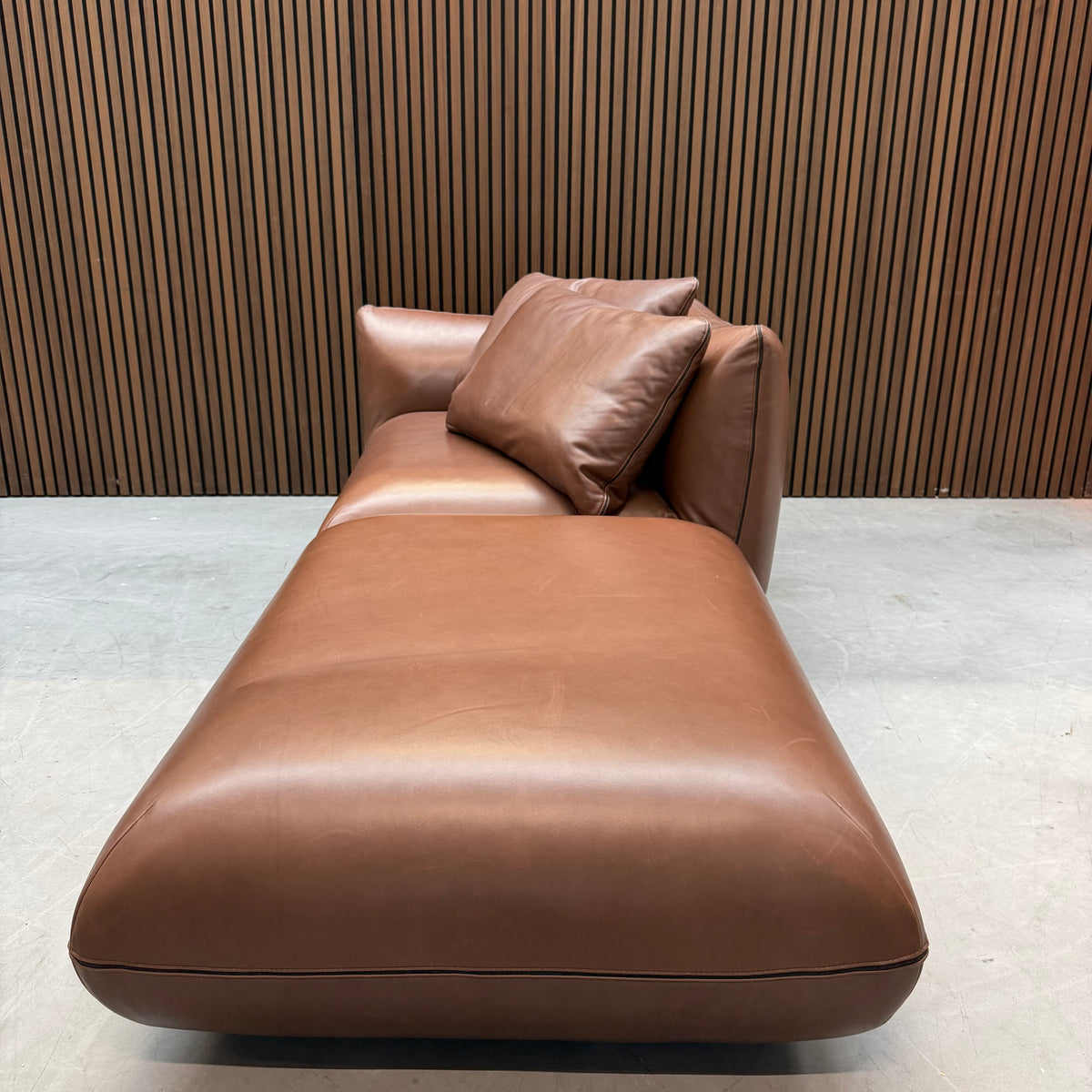 COR Jalis Sofa with Pouf – Brown Leather