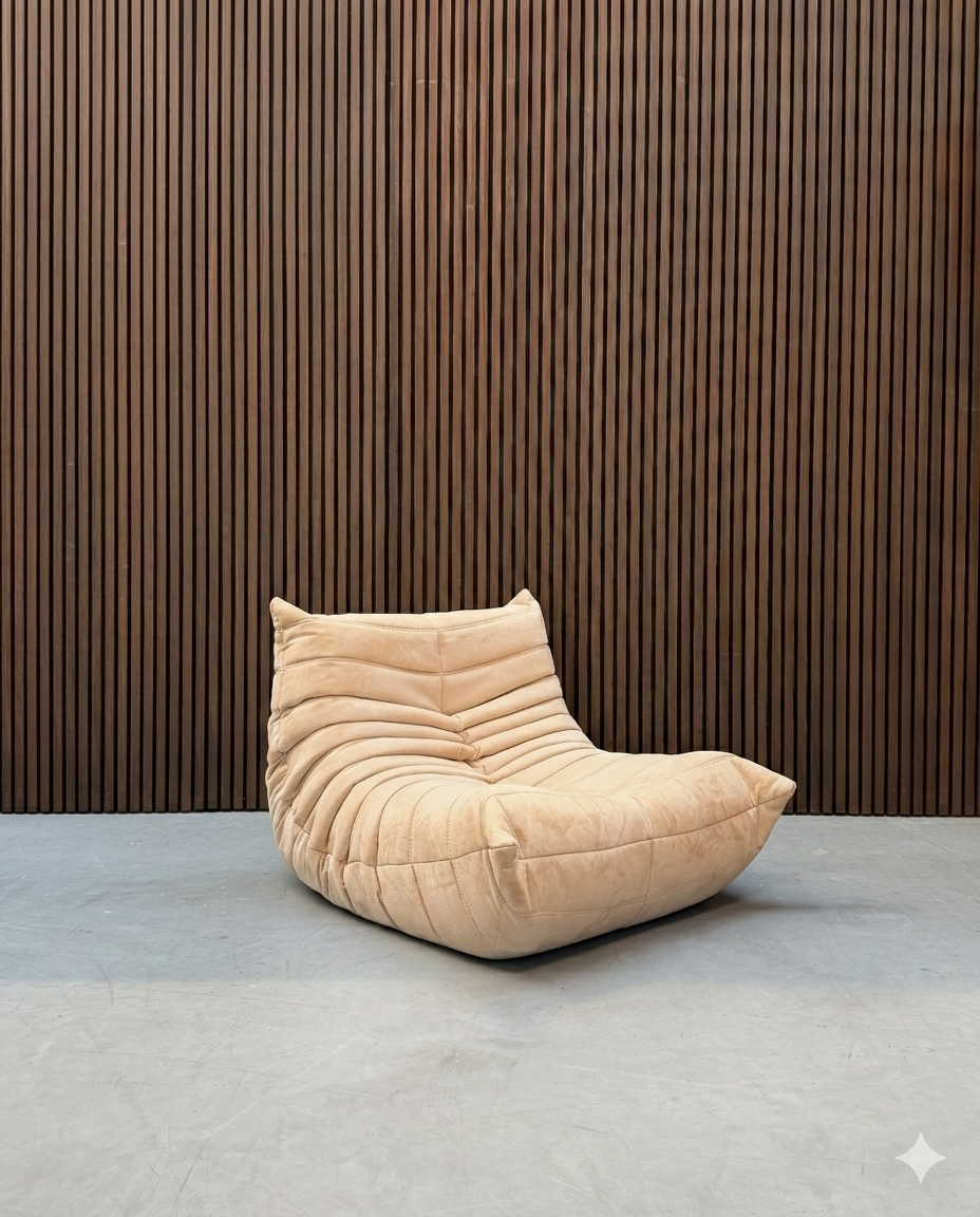 Togo Lounge Chair - One-seater Beige Alcantara