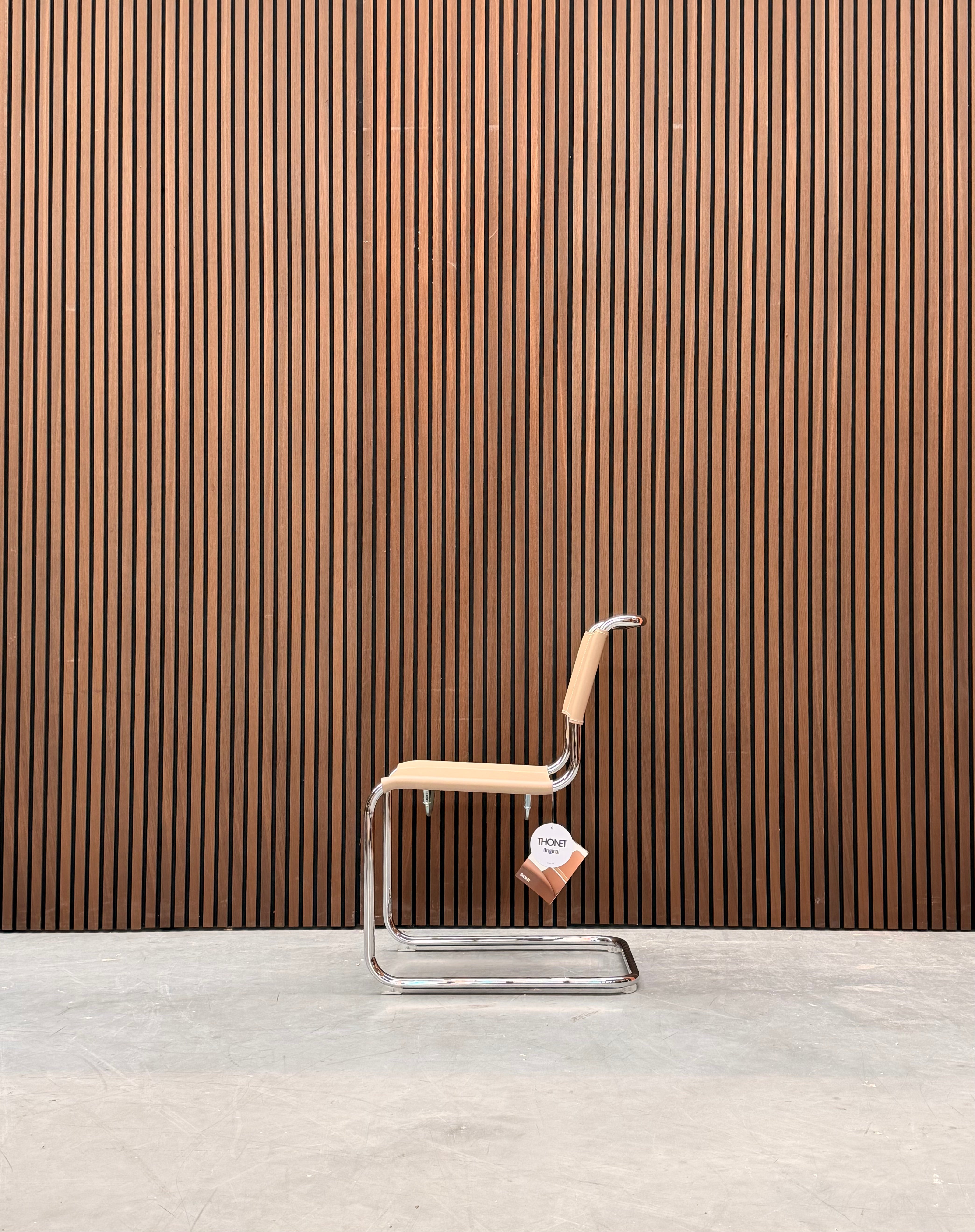 Thonet S 33 Chari - Sand Butt Leather