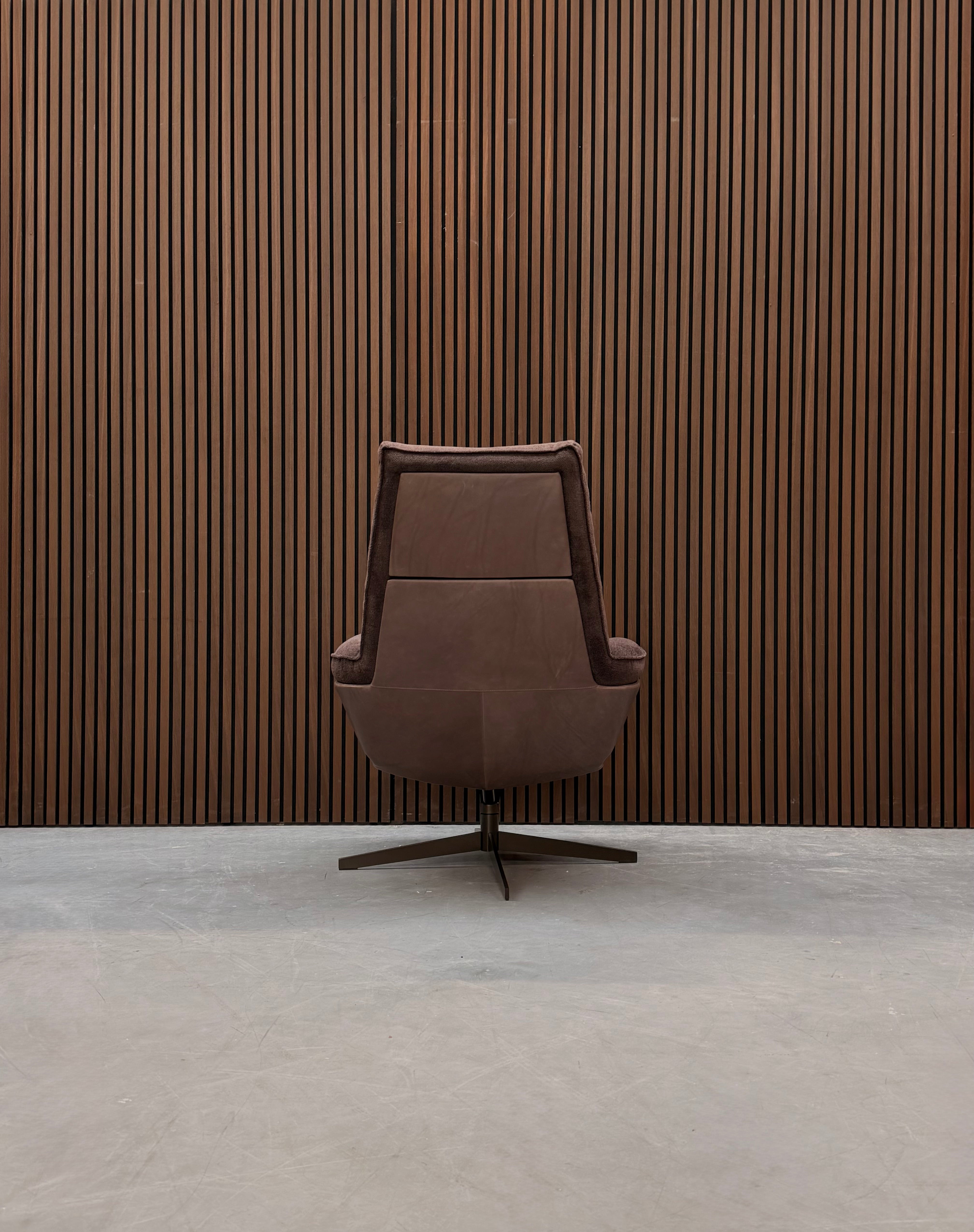 Daron Fauteuil by Bielefelder Werkstätten - Gascone Ristretto
