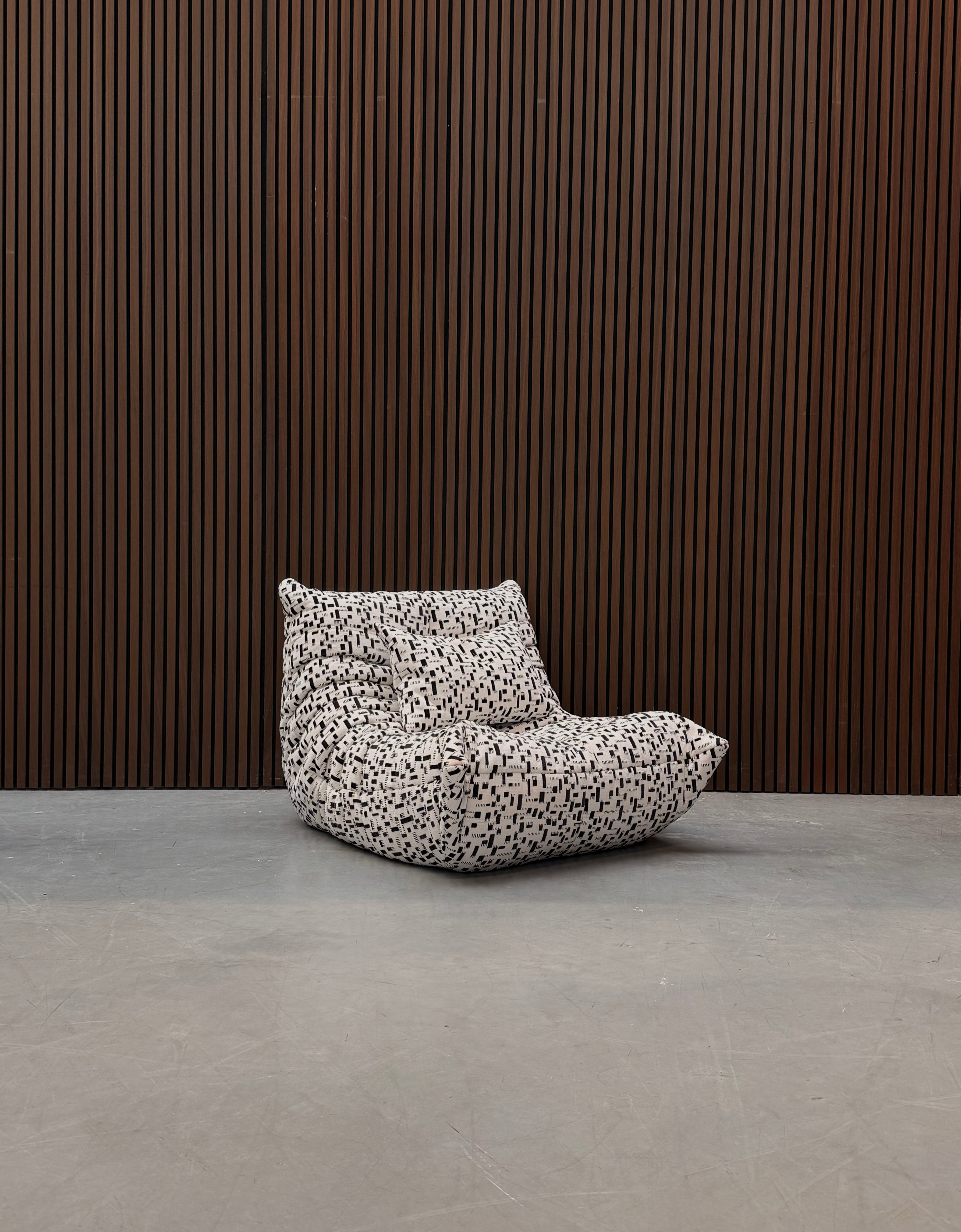 Ligne Roset Togo Lounge Chair - One-seater - Dima Reglisse