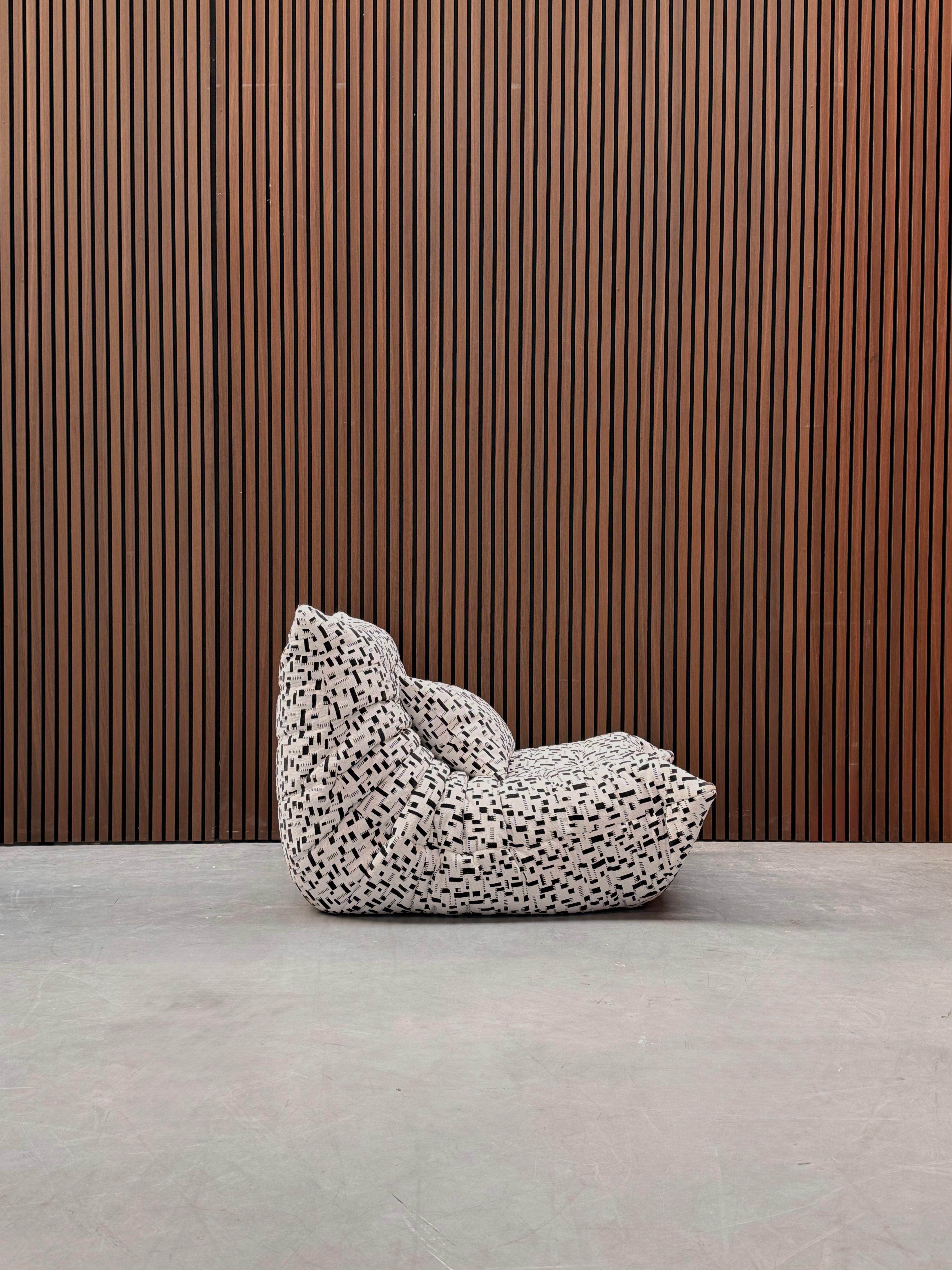 Ligne Roset Togo Lounge Chair - One-seater - Dima Reglisse