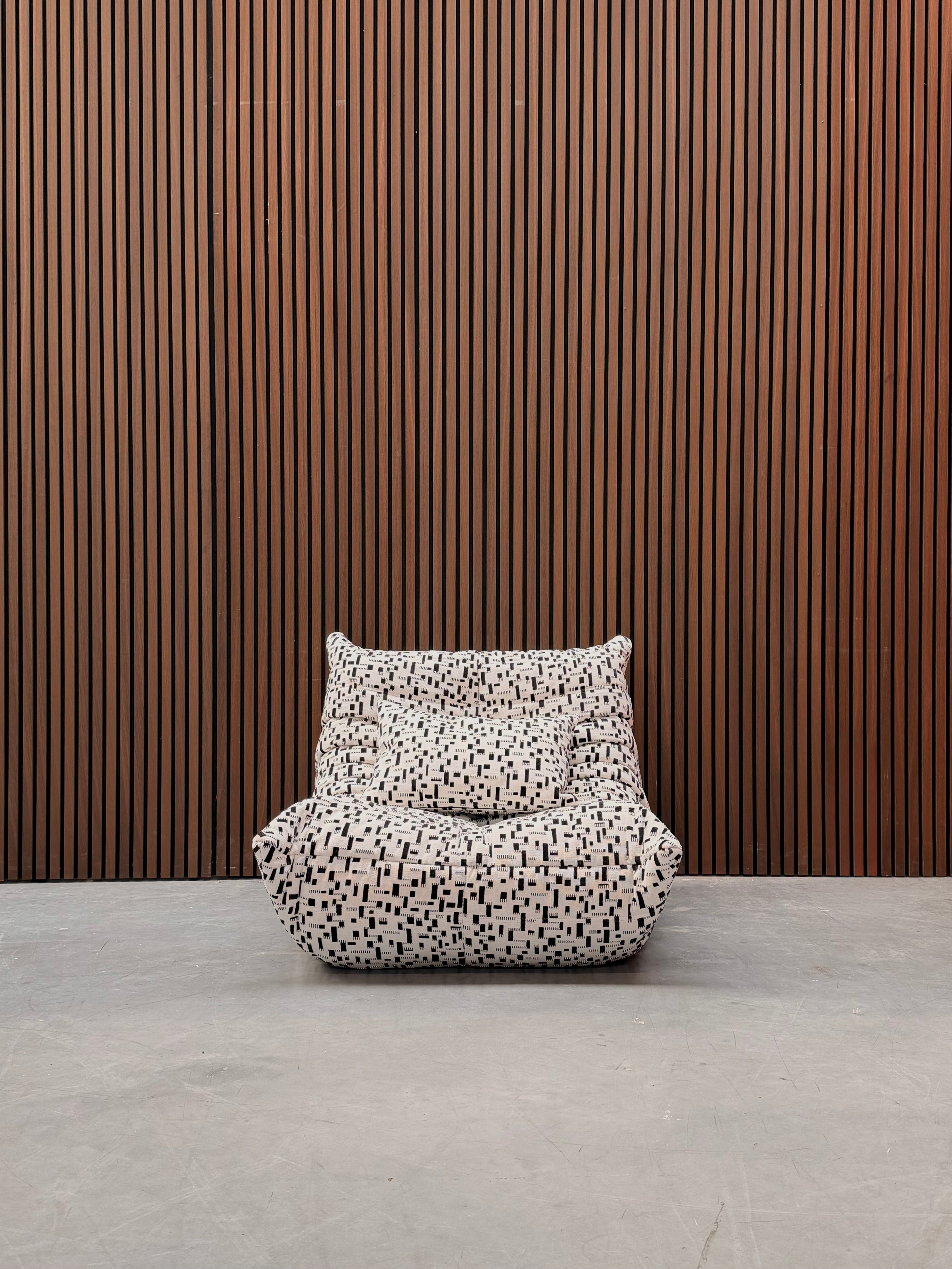 Ligne Roset Togo Lounge Chair - One-seater - Dima Reglisse