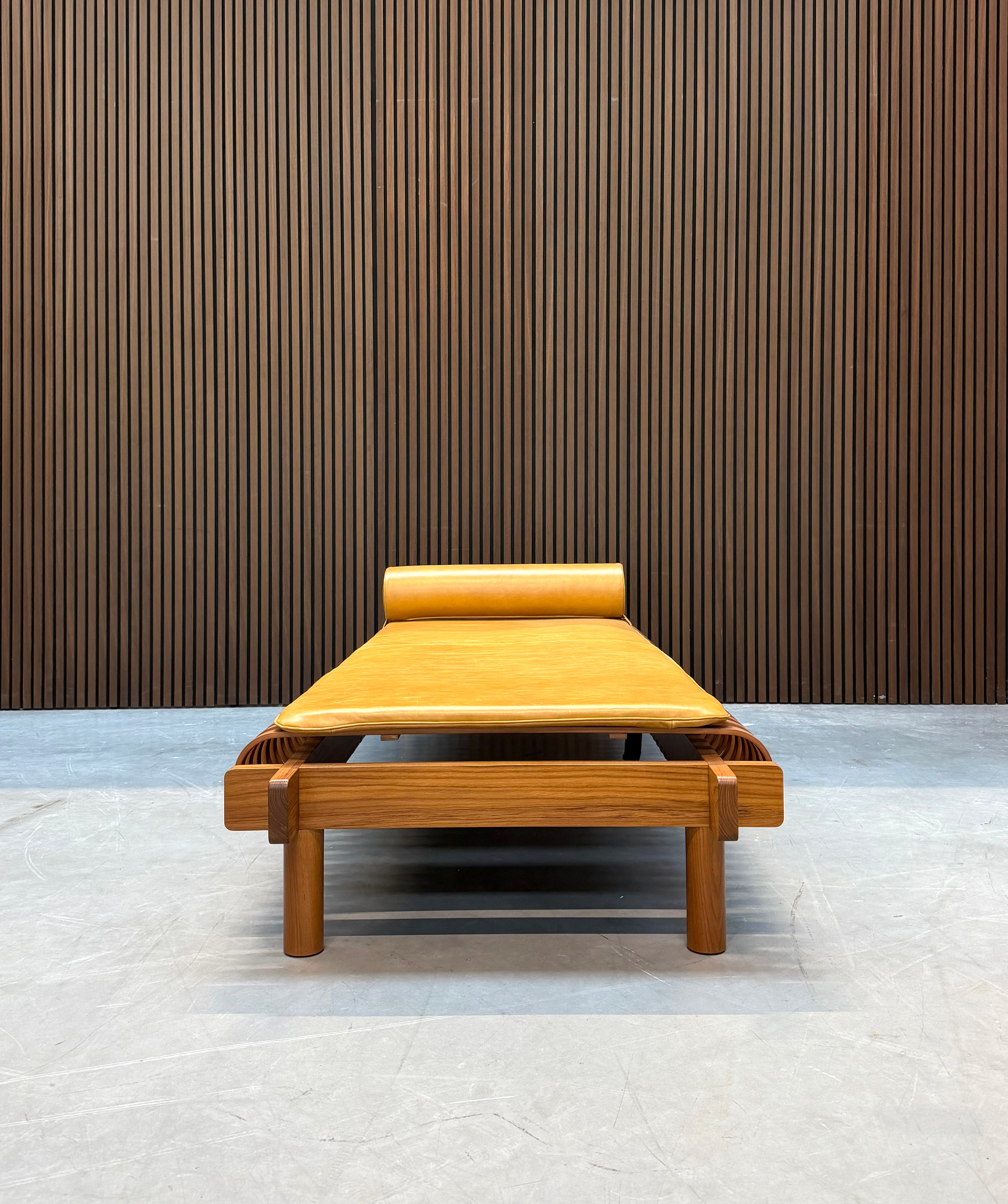 Limited Edition Cassina Tokyo Dormeuse - Daybed