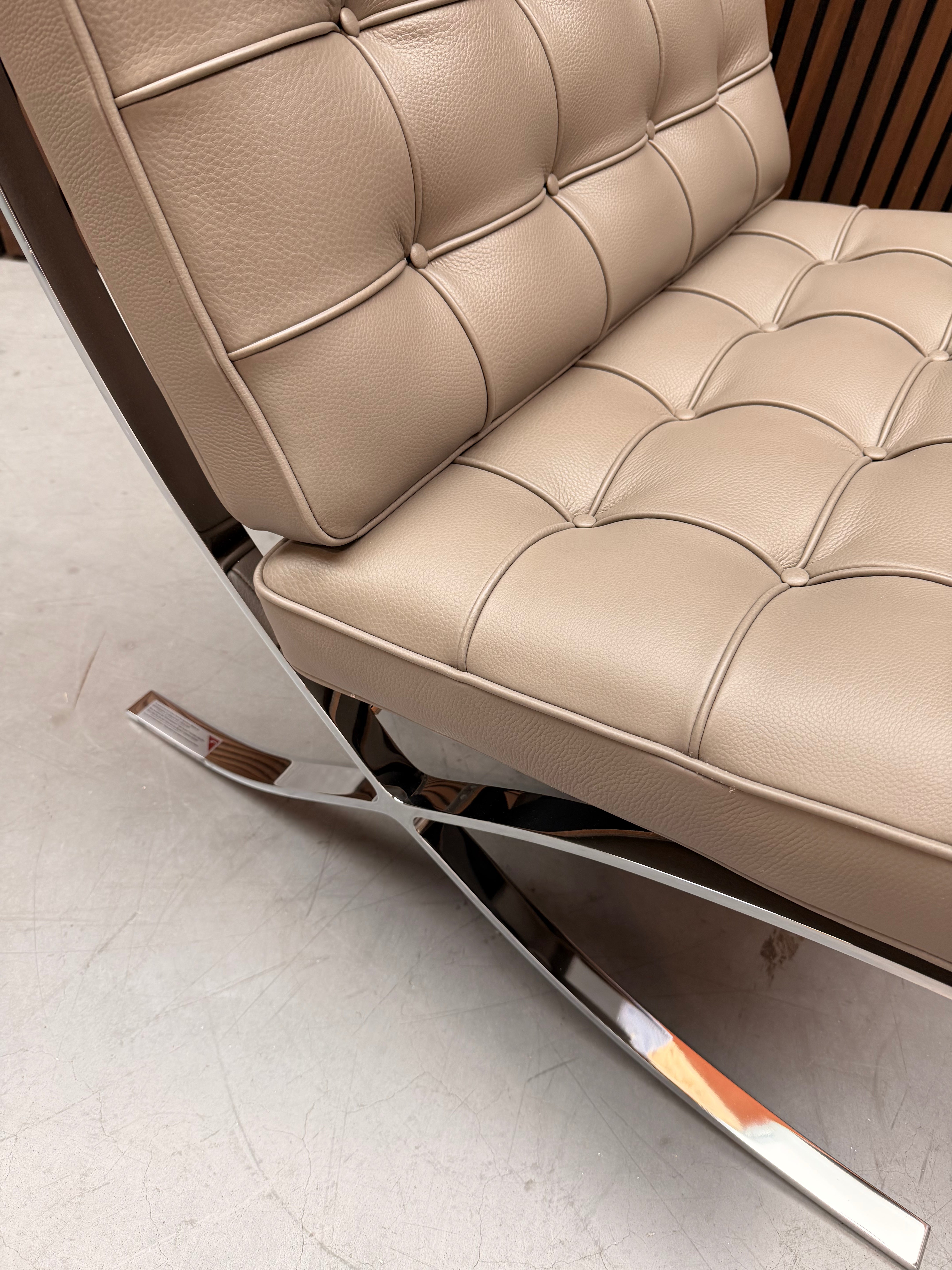Knoll Barcelona Chair - Volo Leather Beige