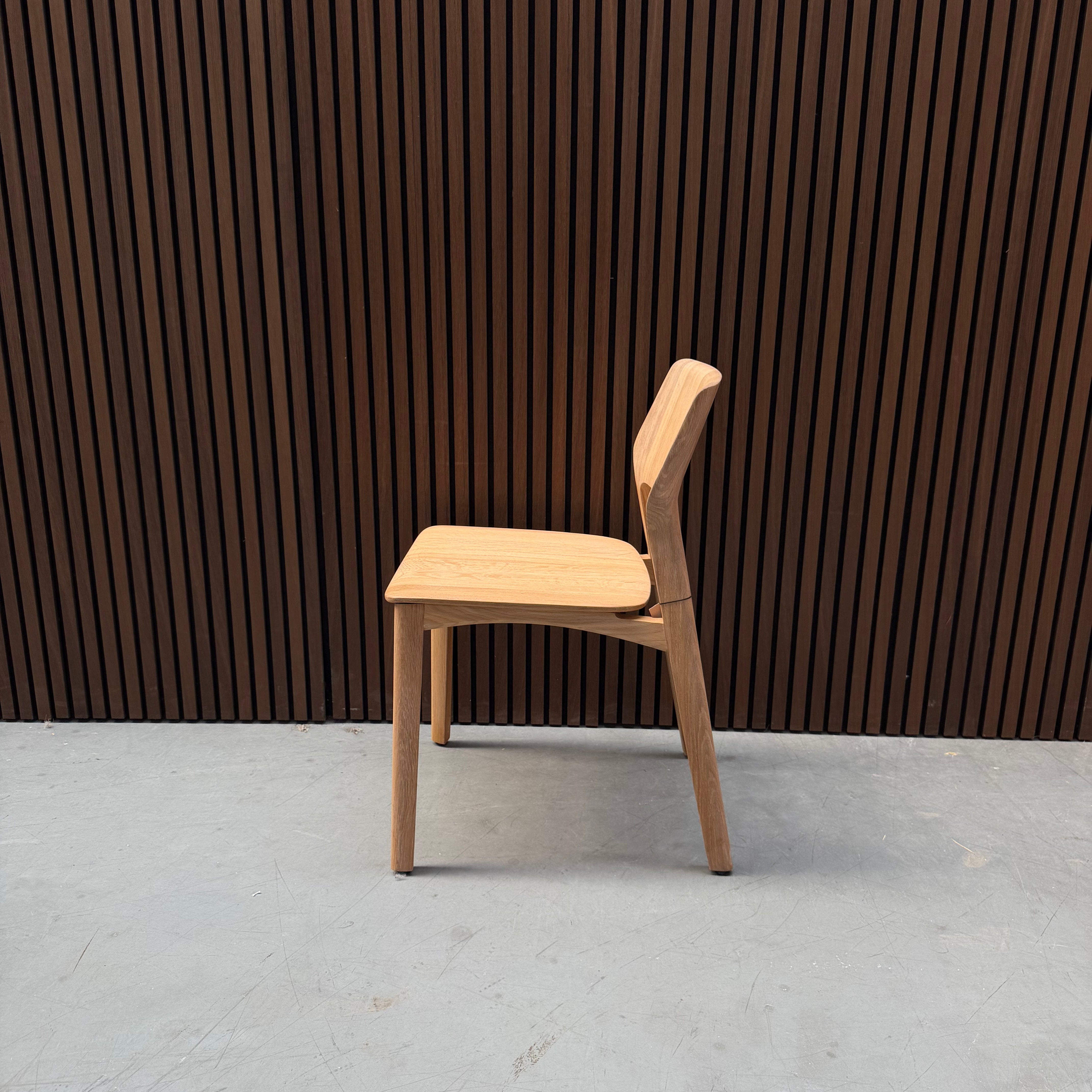 Artisan FIN Chair Set of 4 - Oak Wood