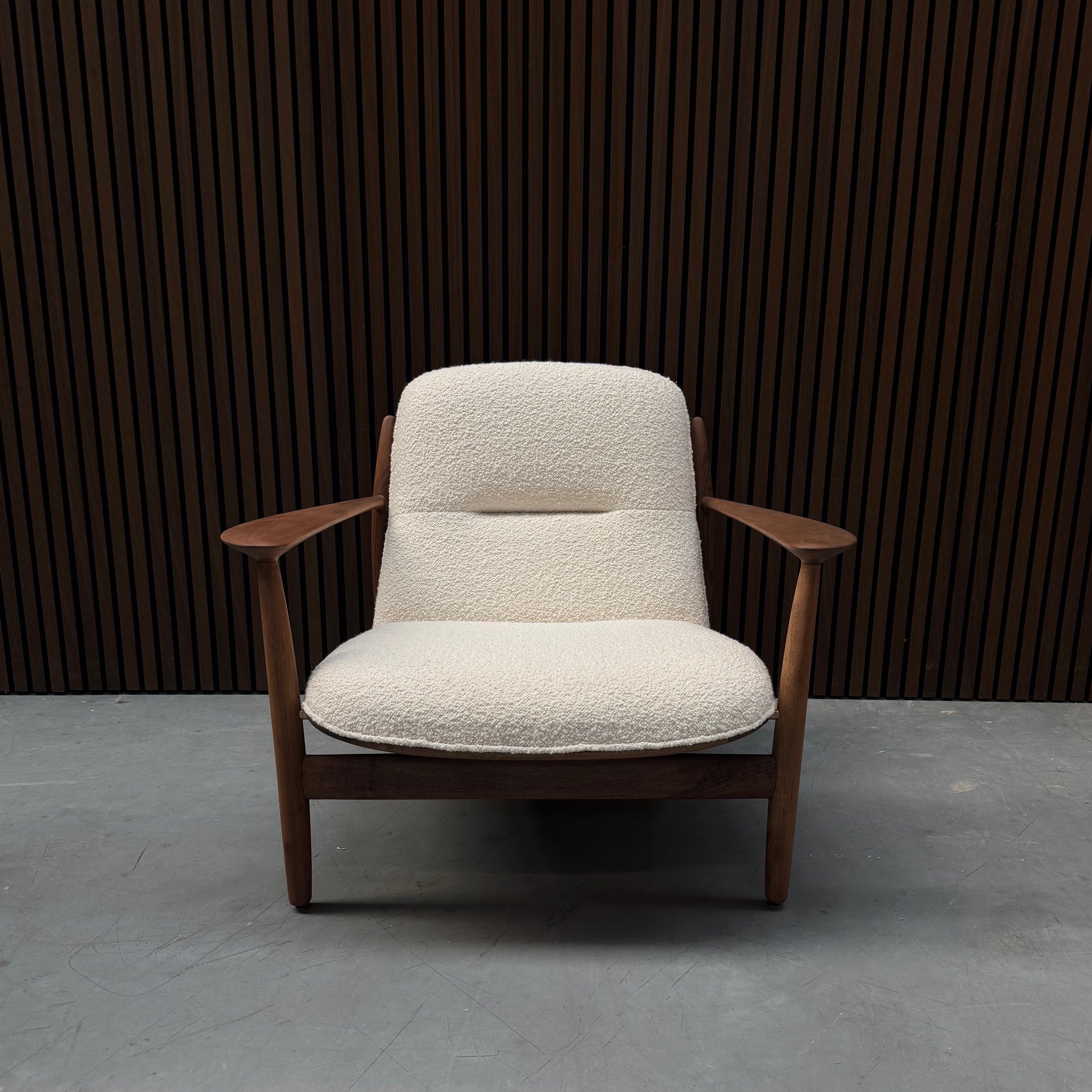 Artisan Nila Lounge Trimmed Chair- Karakorum European Walnut