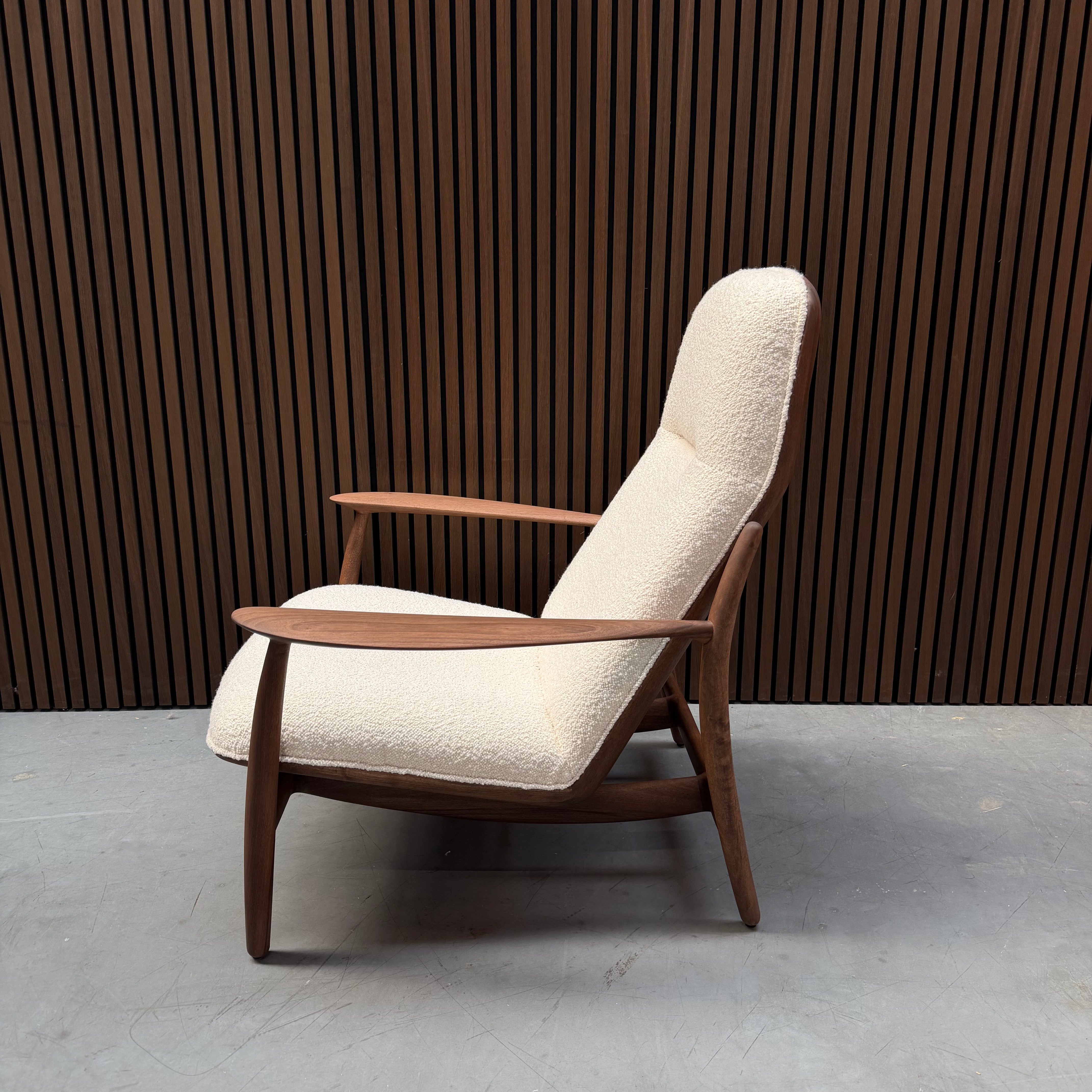 Artisan Nila Lounge High Chair - Karakorum European Walnut
