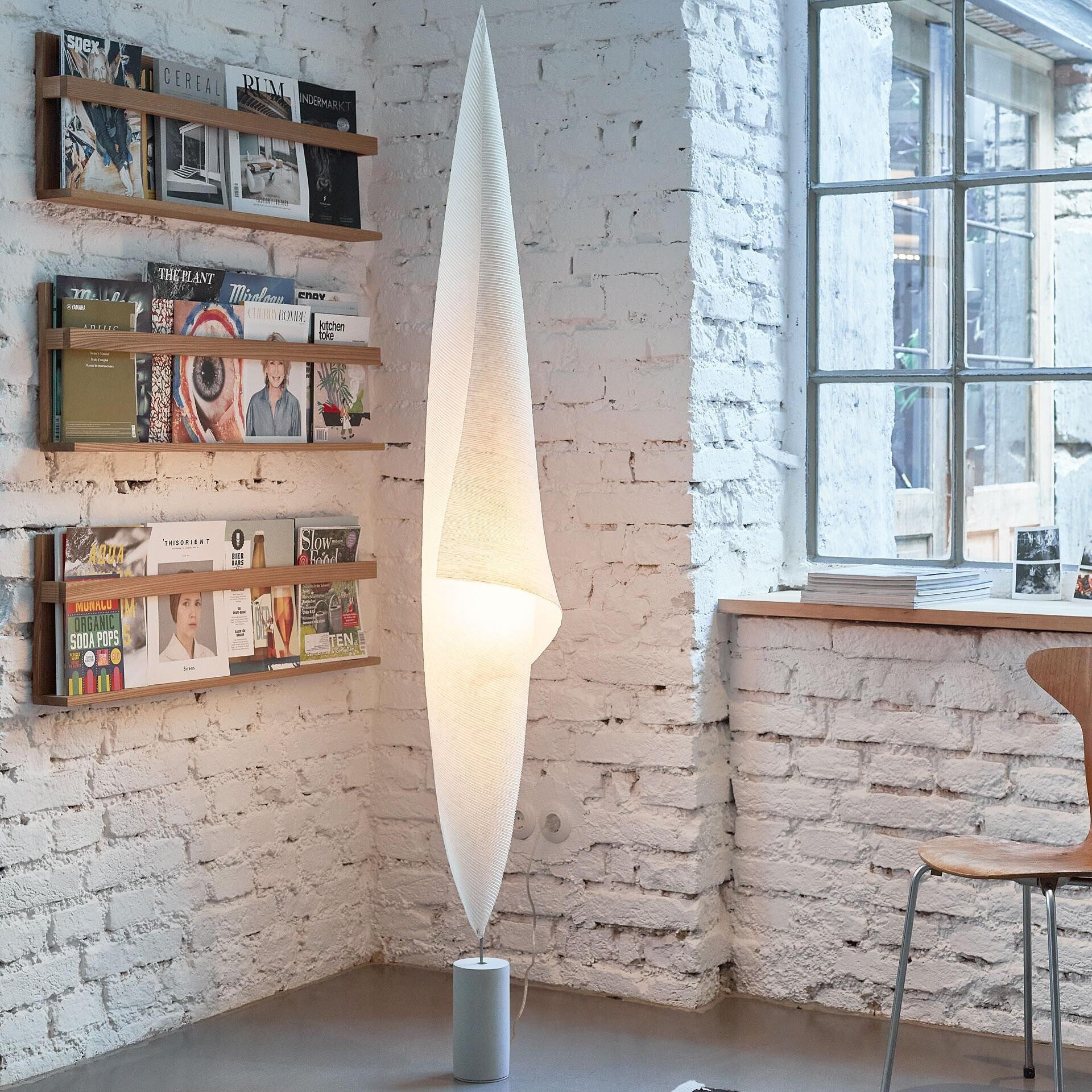 Ingo Maurer Wo-Tum-Bu 1 Floor Lamp