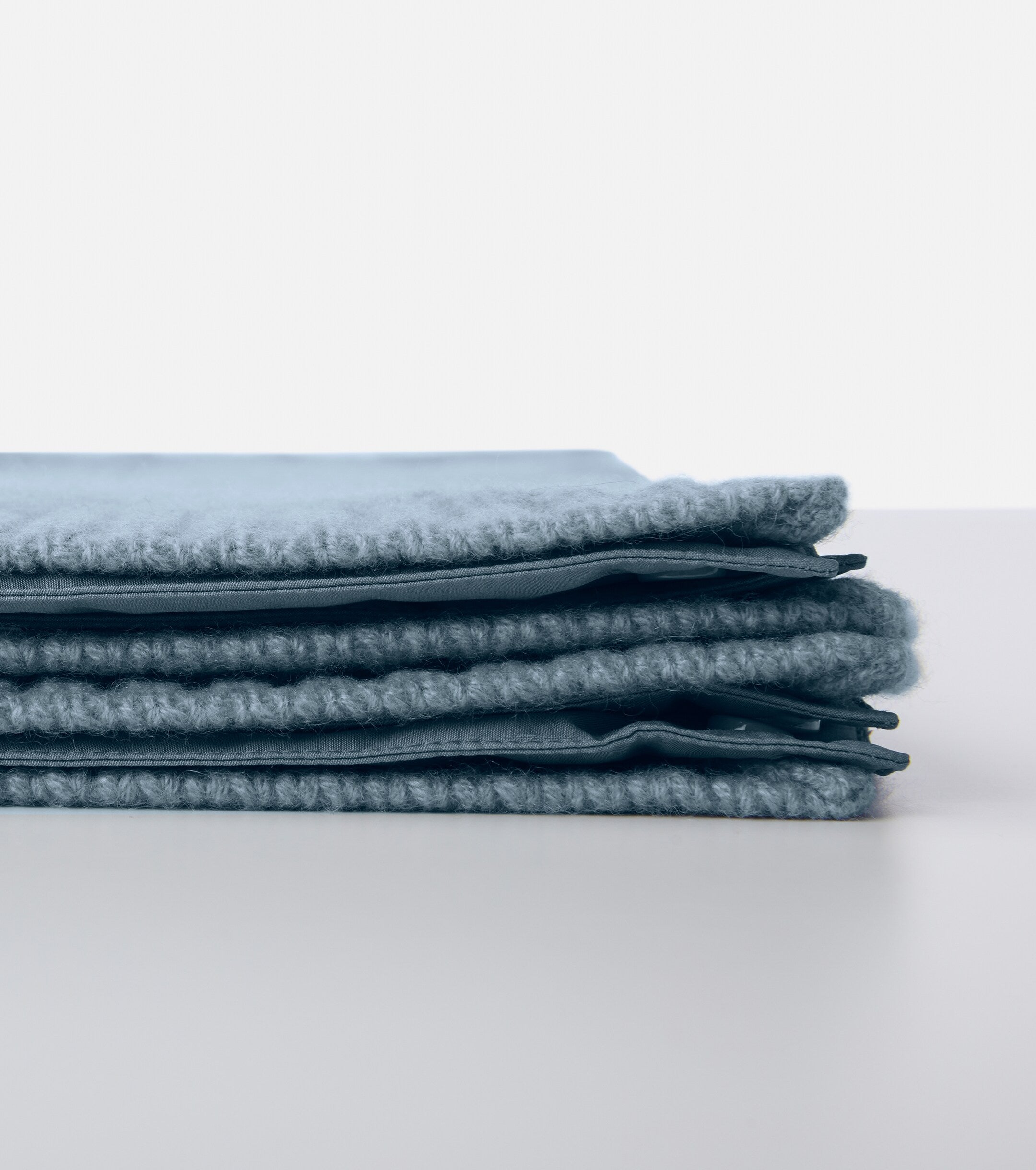 Loro Piana Cable-knit cashmere blanket