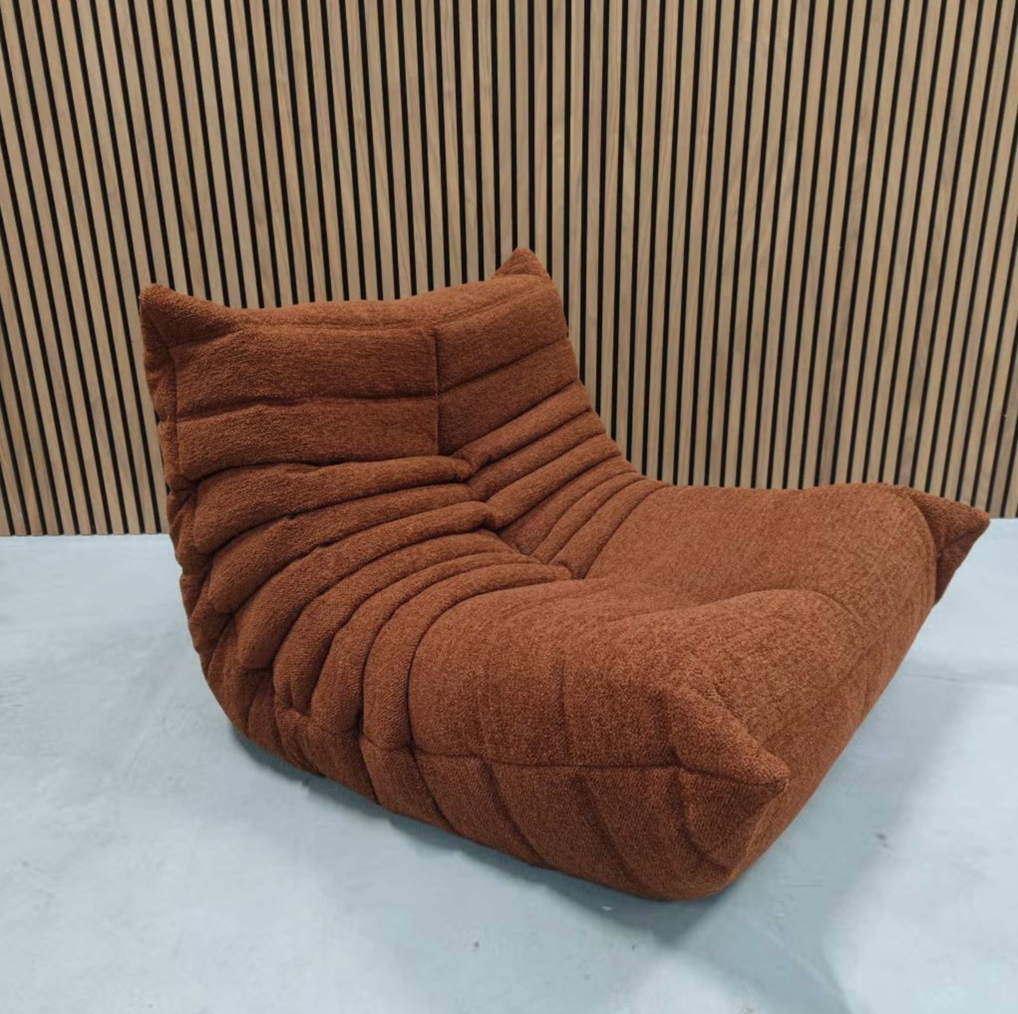 Ligne Roset Togo 1-Seater – Roestbruin Wool Blend