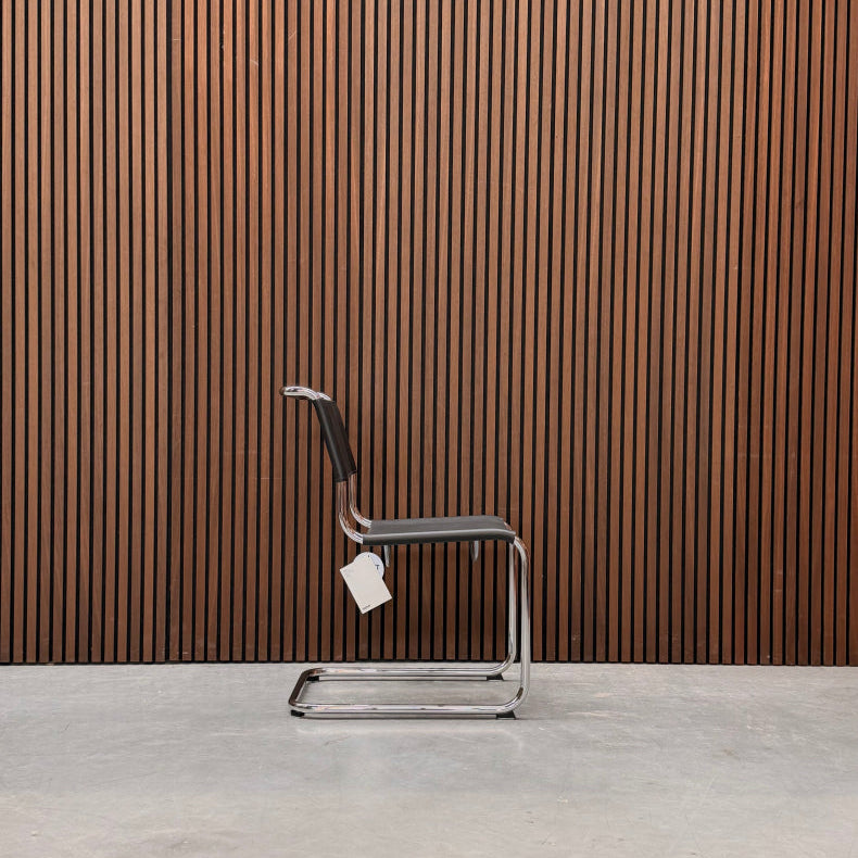 Thonet S33 Chair – Black Saddle Leather