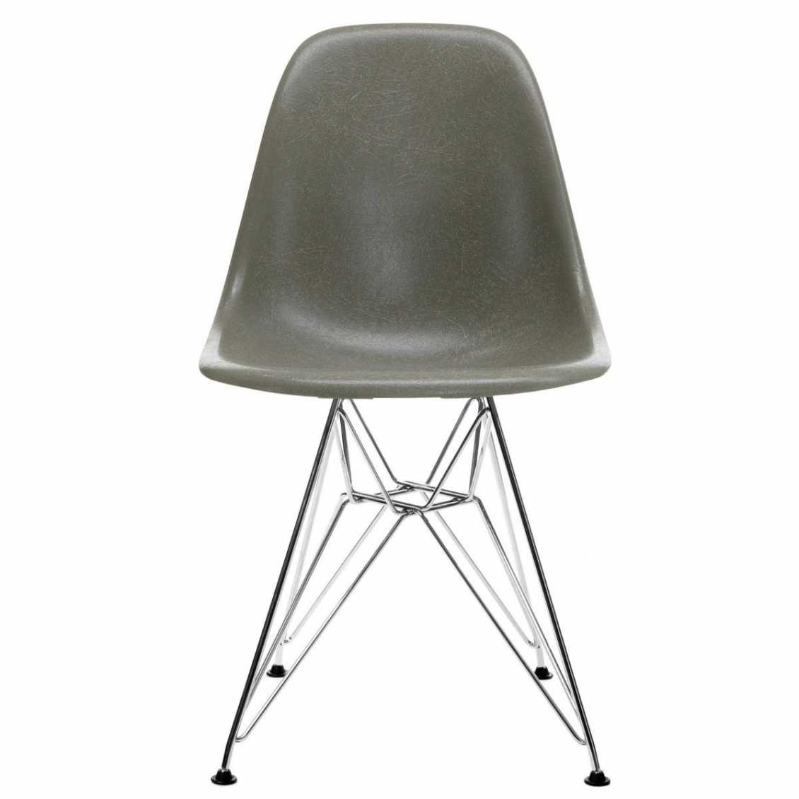 VITRA Eames Fiberglass Chair DSR