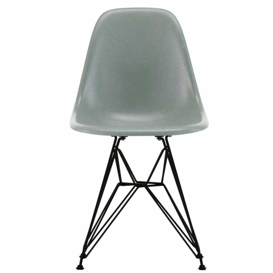 VITRA Eames Fiberglass Chair DSR